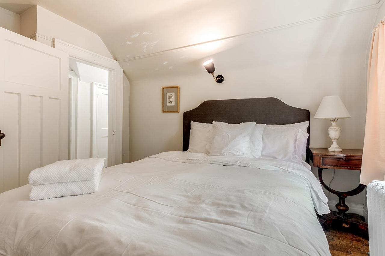 Four Bedroom Rosedale Home Toronto Zewnętrze zdjęcie