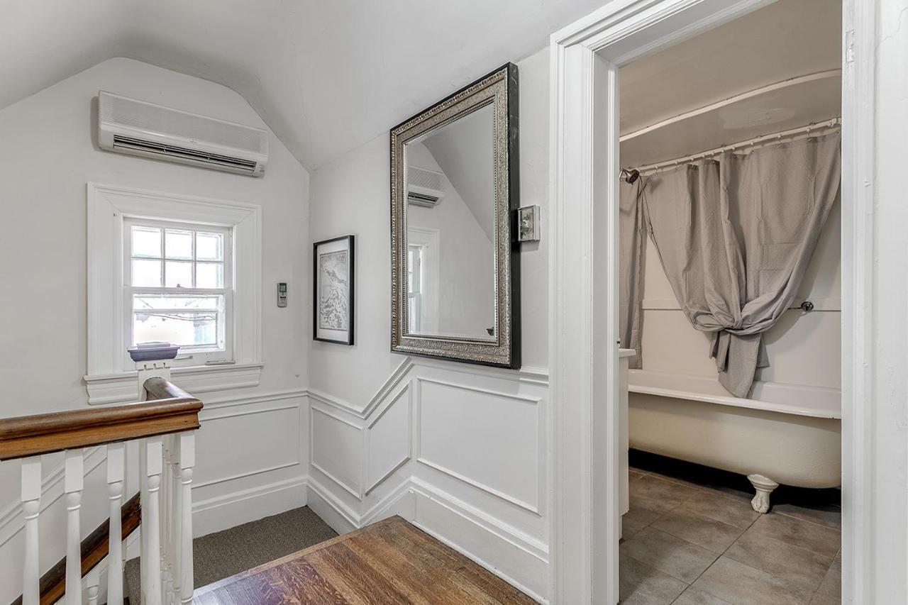 Four Bedroom Rosedale Home Toronto Zewnętrze zdjęcie